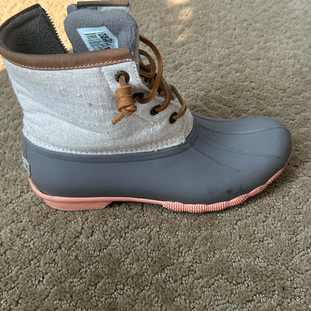 Sperry Gray and Pink Duck Boots Waterproof Ankle Height